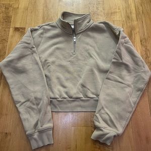Aritzia zip crop small